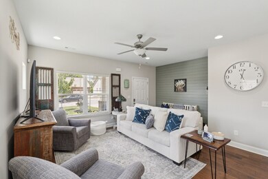 561 Oakvale Ln, Mount Juliet, TN 37122 - photo 3