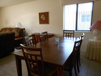 FORMAL DINING