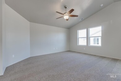 7070 S Catfish Creek Ave, Kuna, ID 83642 - photo 5