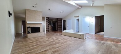 2509 Haynes Dr unit B, Midland, TX 79705 - photo 2