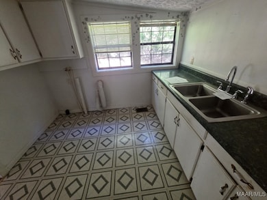 370 Coosa Ridge Rd, Deatsville, AL 36022 - photo 6