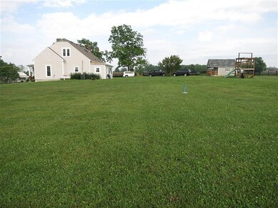 560 Kennedy Bridge Rd, Harrodsburg, KY 40330 - photo 6