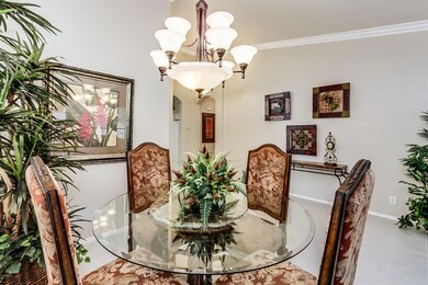 Dining to Foyer