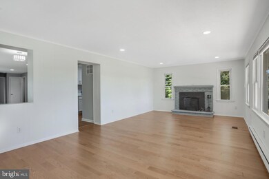 25514 Burnt Hill Rd, Clarksburg, MD 20871 - photo 5