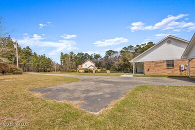 18344DogwoodLn-5