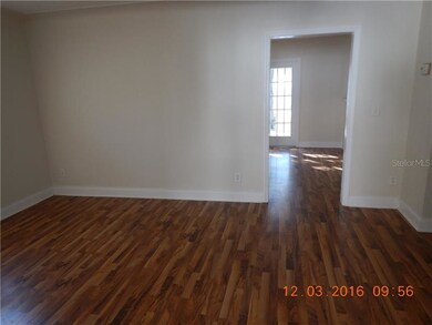 1110 Jackson St N, Saint Petersburg, FL 33705 - photo 2