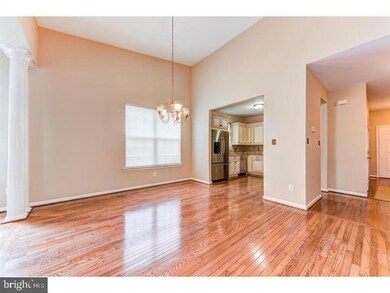 86 Wheatsheaf Ln unit 86, Norristown, PA 19403 - photo 6