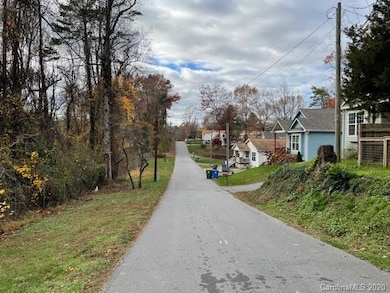 88 Brooklyn Rd, Asheville, NC 28803 - photo 7