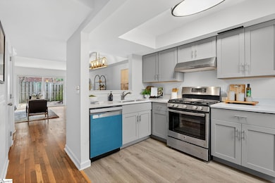 2530 E North St unit 14-L, Greenville, SC 29615 - photo 5