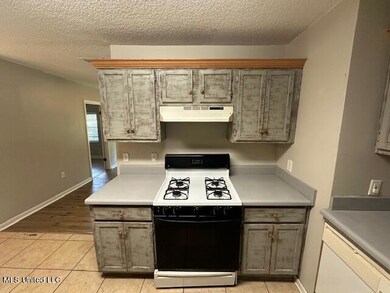 109 McRaven St, Clinton, MS 39056 - photo 5