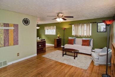 800 Brookside Dr, Columbus, OH 43209 - photo 7