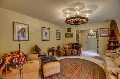 910 Oakmont Dr, Asheboro, NC 27205 - photo 2