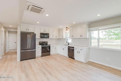 3884 E Bluelick Rd, Lima, OH 45801 - photo 5