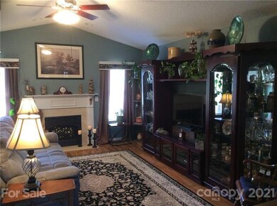 111 Fairgate Dr, Statesville, NC 28625 - photo 7