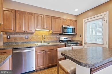 5917 Cedonia Ave, Baltimore, MD 21206 - photo 2