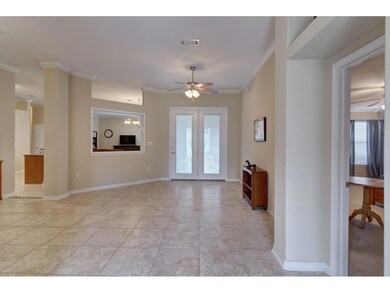 6-06_Entrance_02