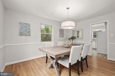 8701 Brierly Ct, Chevy Chase, MD 20815 - photo 7