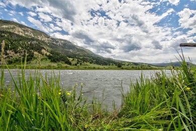 46910 Gallatin Rd, Gallatin Gateway, MT 59730 - photo 4