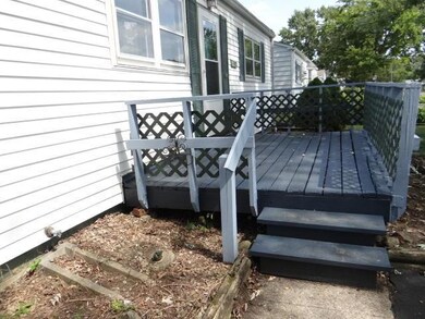 FRONT DECK