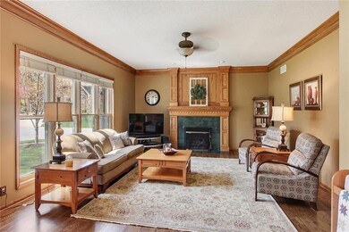 Bright & sunny Family Room