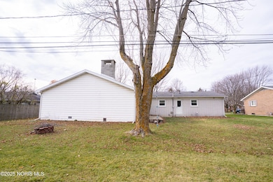 808 West St, Archbold, OH 43502 - photo 4
