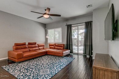 Family Room - Relax