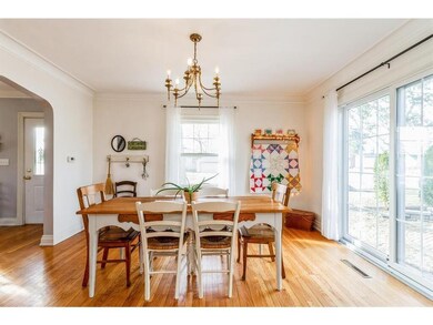 618 W 11th St S, Newton, IA 50208 - photo 5