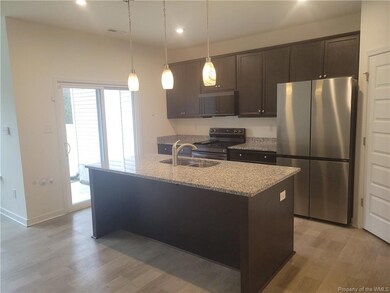 7736 Leeds Castle Ln, New Kent, VA 23124 - photo 3