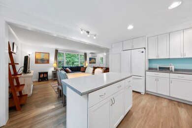 9 Woodcrest Ave, Camden, ME 04843 - photo 7