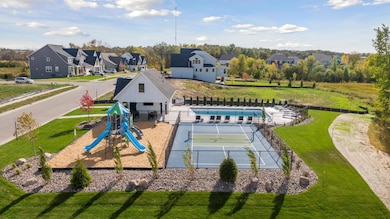 1998 Leaping Deer Cir, Medina, MN 55340 - photo 3