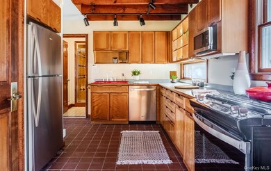 128 Newcut Rd, Bearsville, NY 12409 - photo 6