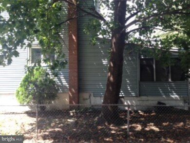 211 Warren St, Gloucester City, NJ 08030 - photo 3