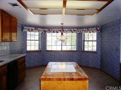 18170 Country Glen Ln, Victorville, CA 92395 - photo 6