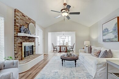 14006 Britoak Ln, Houston, TX 77079 - photo 6