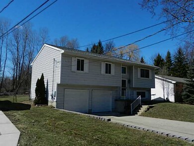 5336 Wexford Rd, Lansing, MI 48911 - photo 2