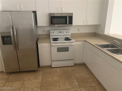 3624 Pine Oak Cir unit 102, Fort Myers, FL 33916 - photo 2