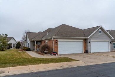 33 Northlight Way, Fitchburg, WI 53711 - photo 2