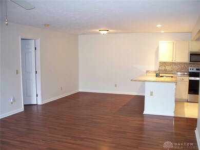 12080 Regency Run Ct unit 4, Cincinnati, OH 45240 - photo 7