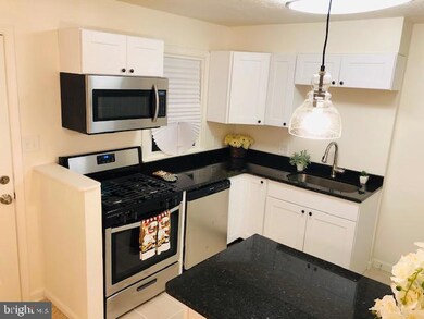 827 Quade St, Oxon Hill, MD 20745 - photo 6