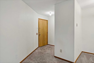 9147 Highway 55 unit 102, Golden Valley, MN 55427 - photo 3