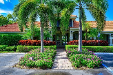 2460 Old Groves Rd unit 201, Naples, FL 34109 - photo 4