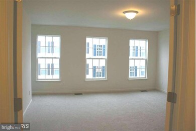 17004 Beveridge Dr unit 14, Dumfries, VA 22026 - photo 6