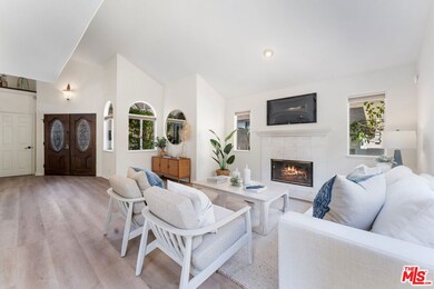 Light and bright filled living room