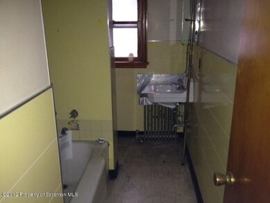 133 Willow Ave, Honesdale, PA 18431 - photo 7