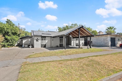 738 Webster St, Colusa, CA 95932 - photo 3