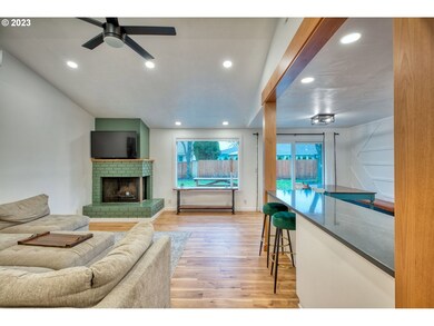 2855 Cheryl St, Eugene, OR 97408 - photo 3