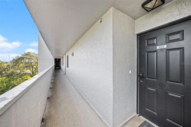 One Laurel Place Condominiums unit 504B, Tampa, FL 33602 - photo 4