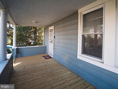 2114 Sunbriar Ln, Gwynn Oak, MD 21207 - photo 4