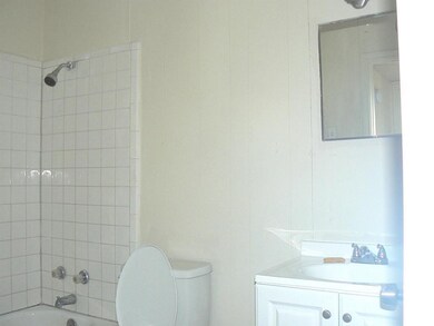 2217 Leaman Ave unit 2, Rosenberg, TX 77471 - photo 2