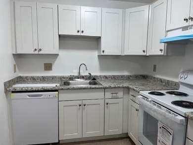 300 Main St unit 11, Woburn, MA 01801 - photo 2